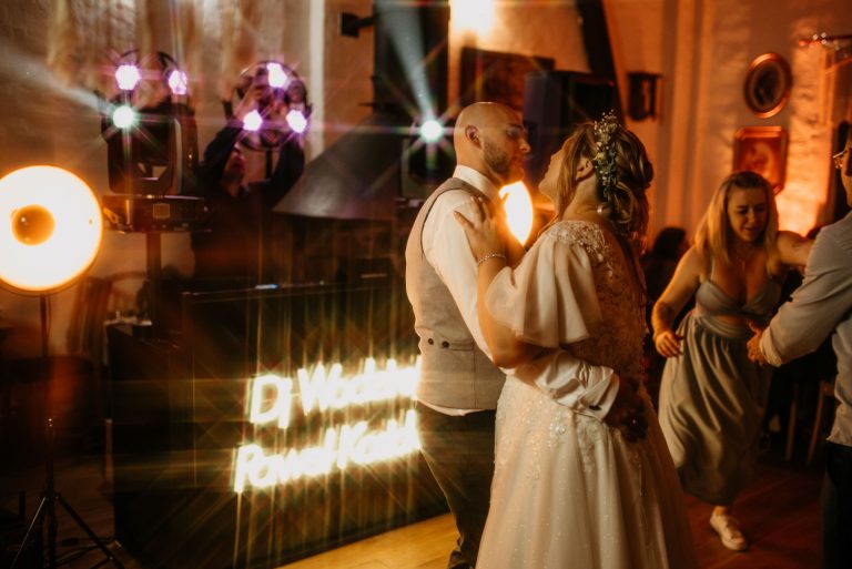 Ślub stara stodoła Olszewka