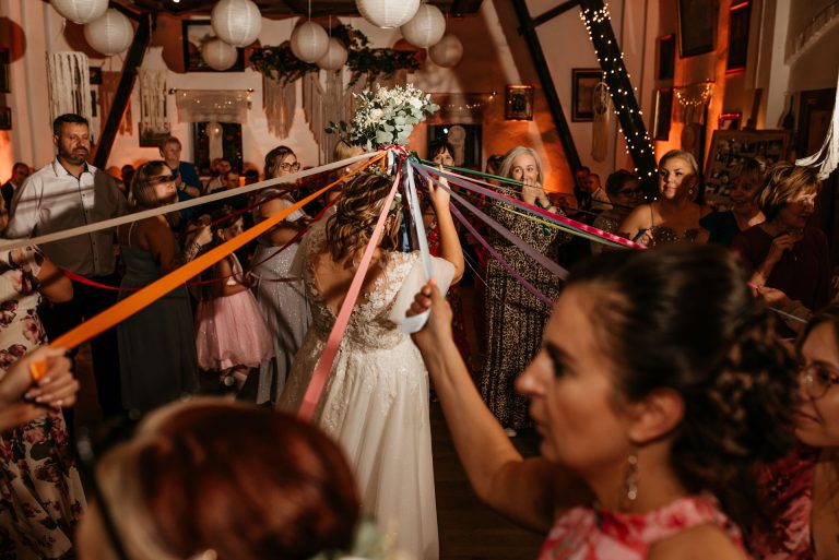 Ślub stara stodoła Olszewka