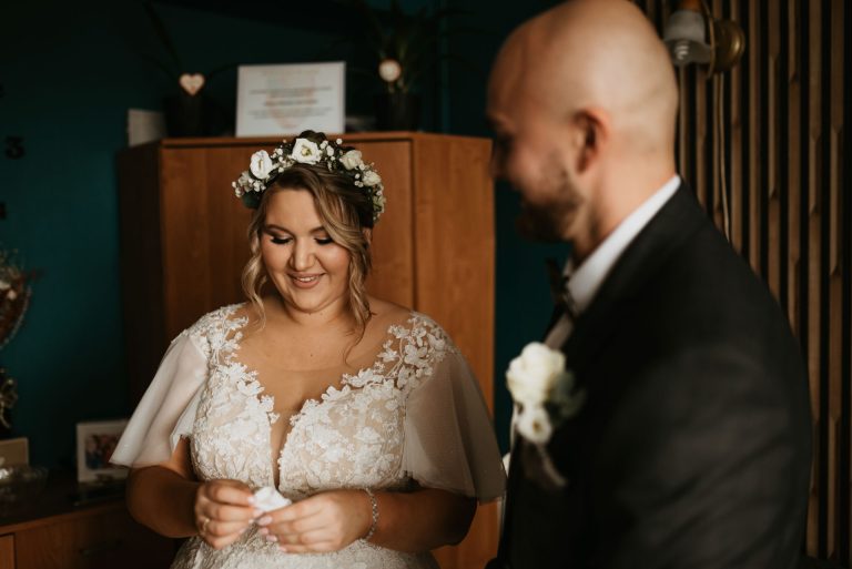 Ślub stara stodoła Olszewka