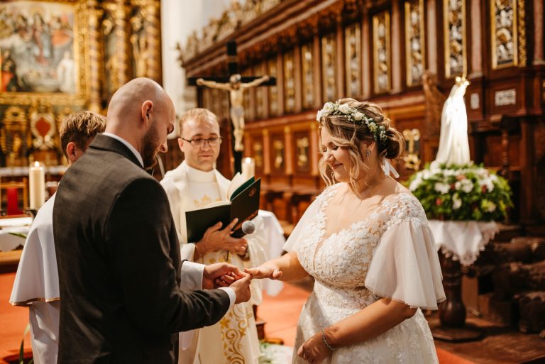 Ślub stara stodoła Olszewka