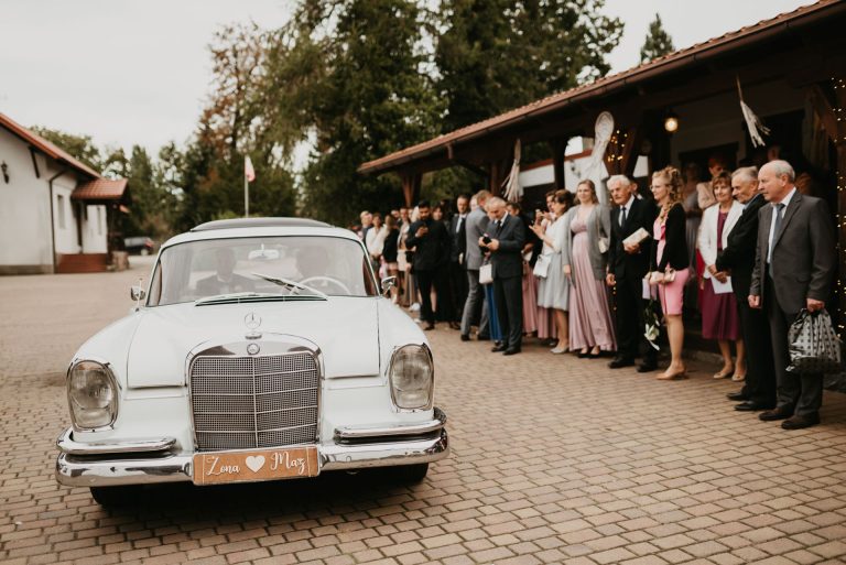 Ślub stara stodoła Olszewka