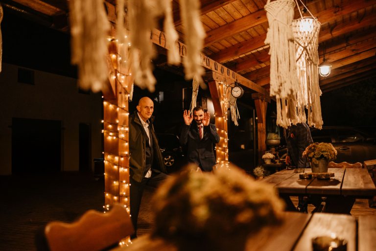 Ślub stara stodoła Olszewka